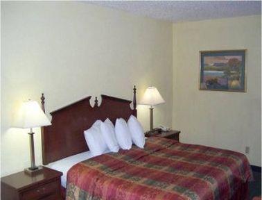 Baymont By Wyndham Airport Midland