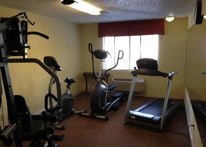 Baymont By Wyndham Midland Airport