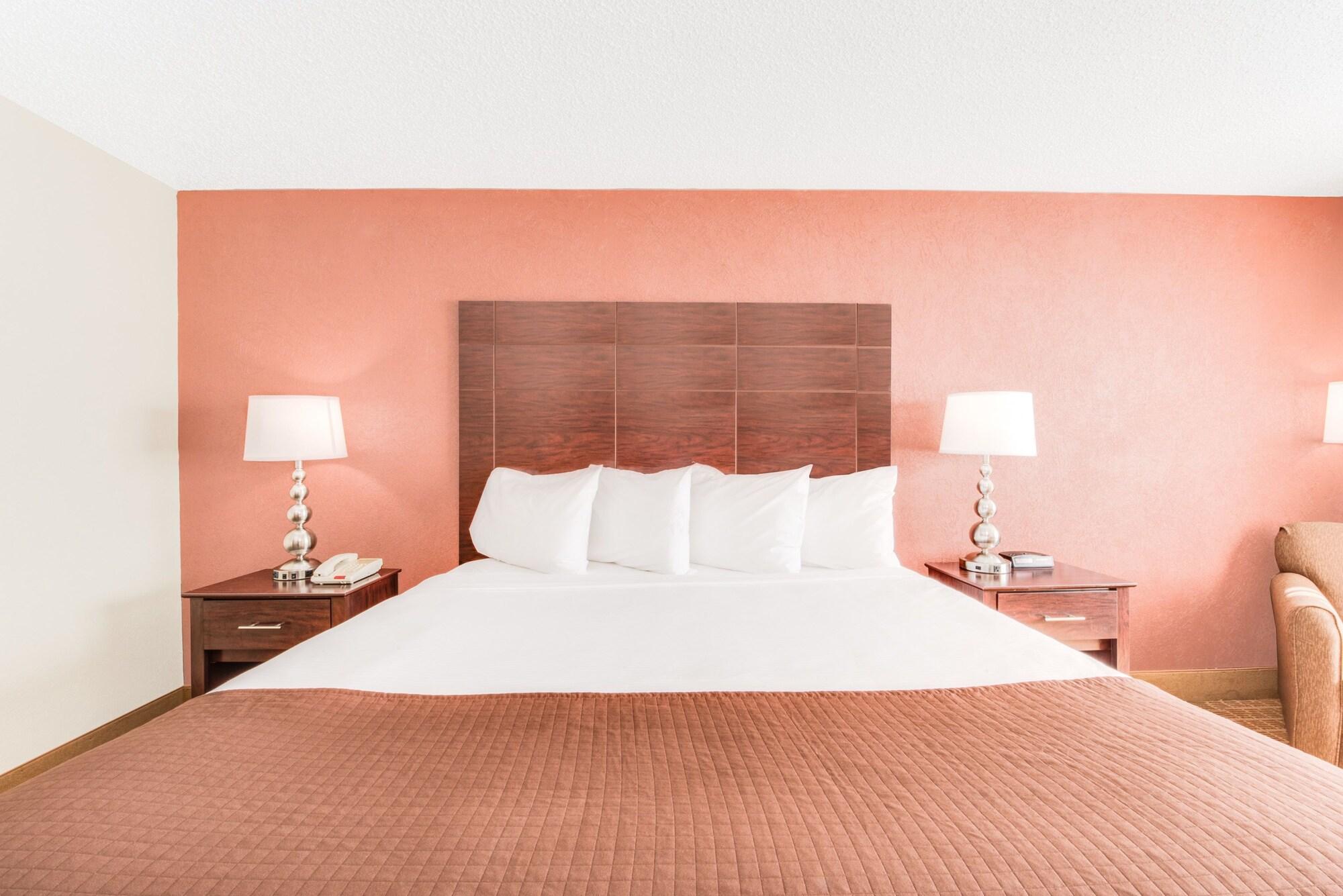 Hotel Baymont By Wyndham Airport Midland